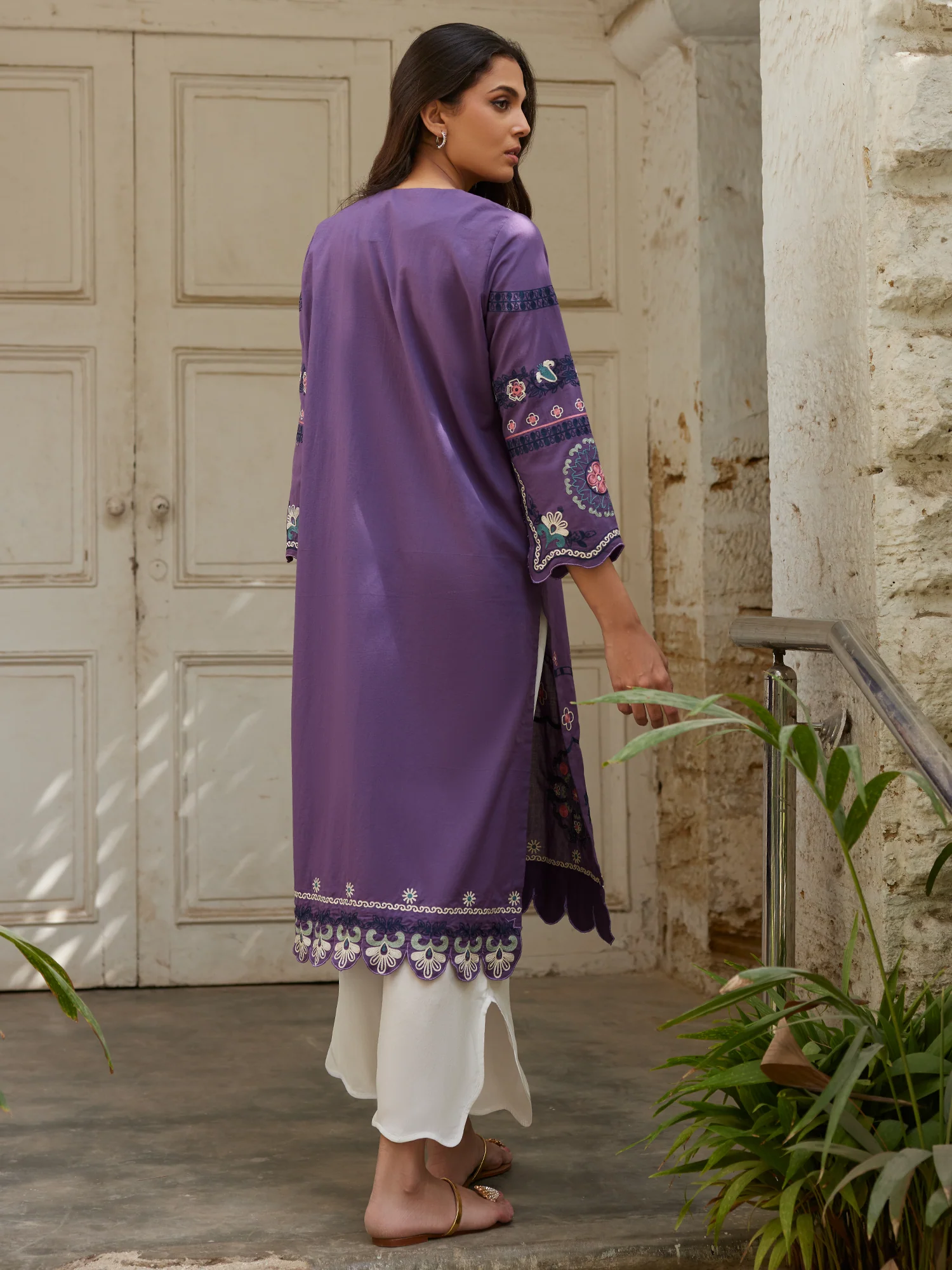 ALISHA - Image 4