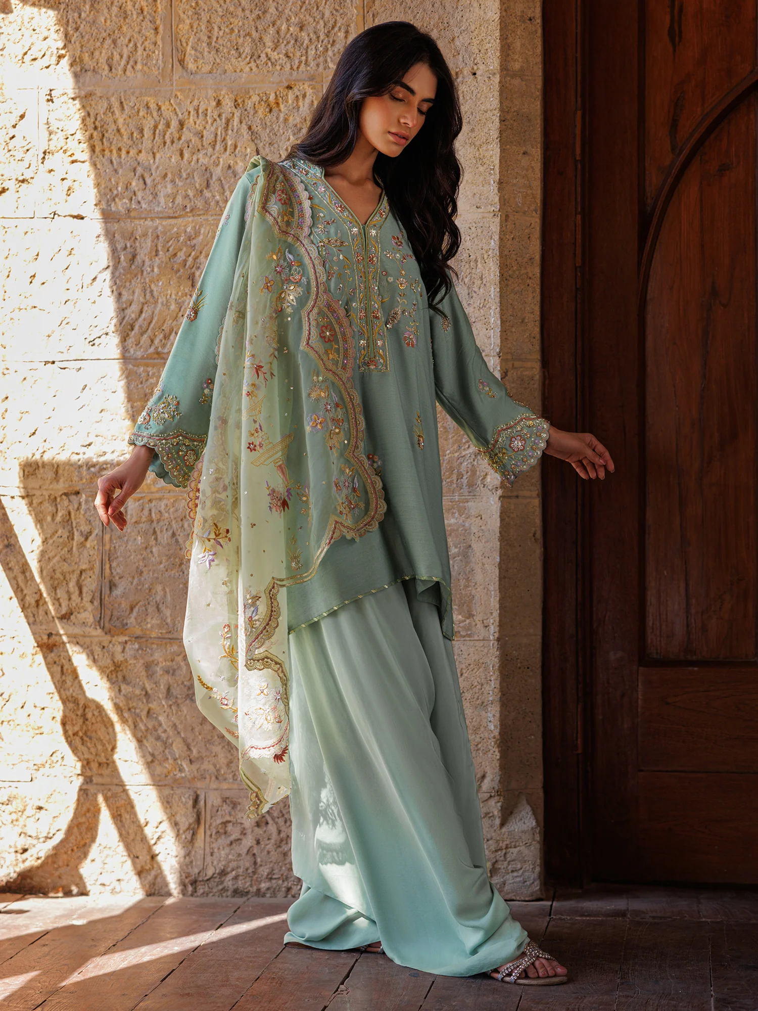 ALISHA, PANTS & DRAPED DUPATTA - Image 3