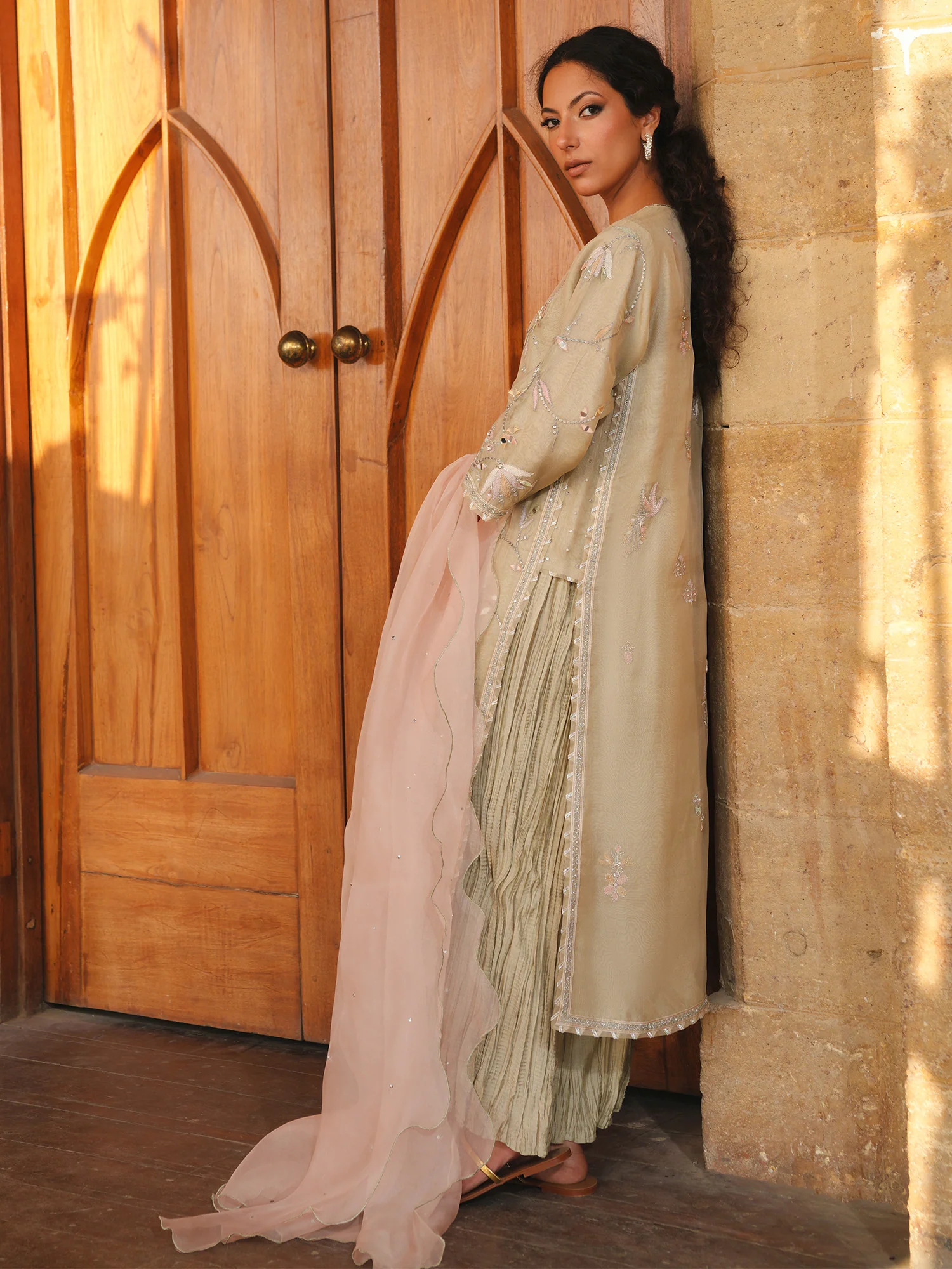 BUNDI & CRUSHED IZAAR - Image 3