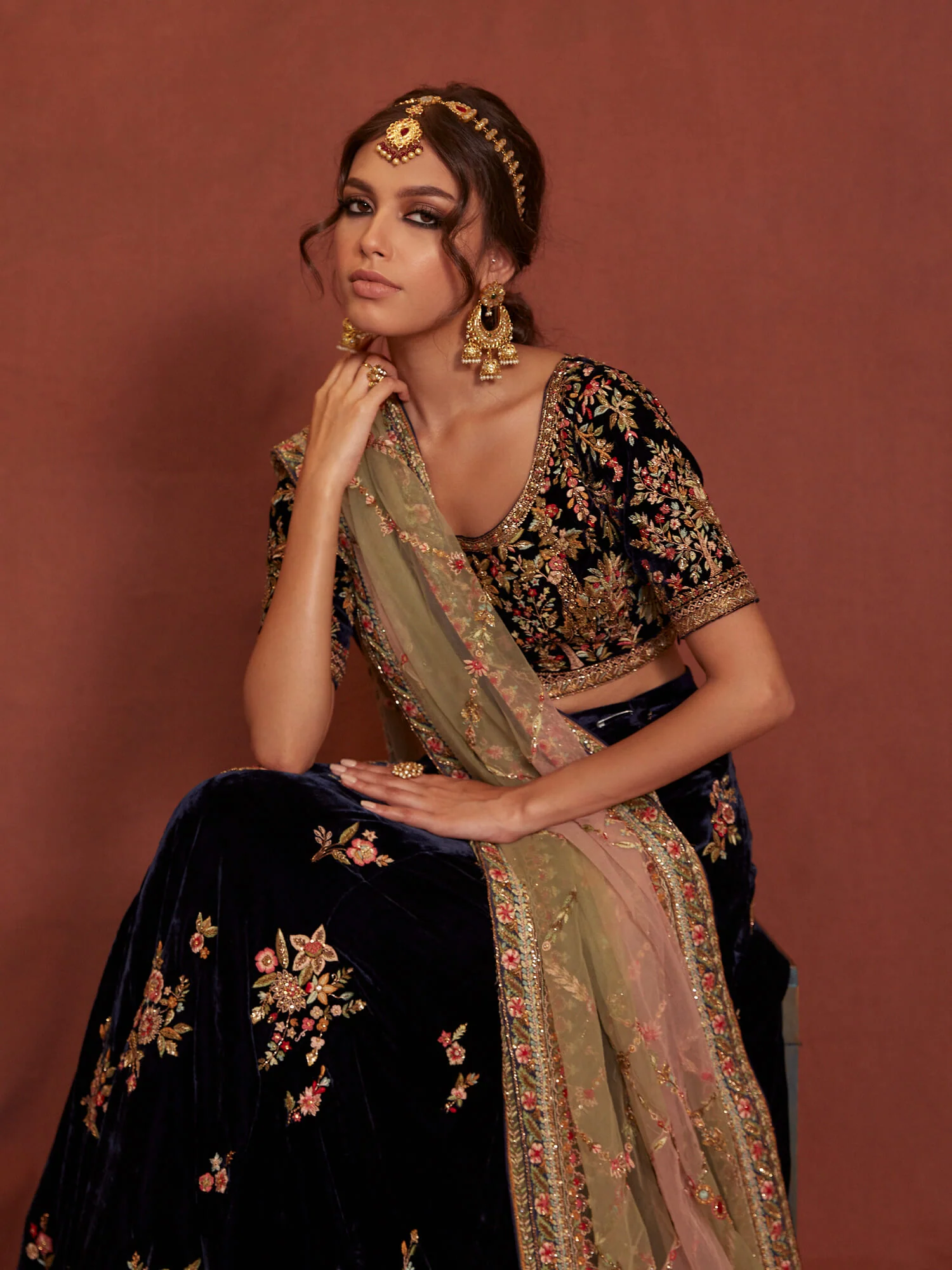 BLOUSE, LEHENGA & DUPATTA - Image 2